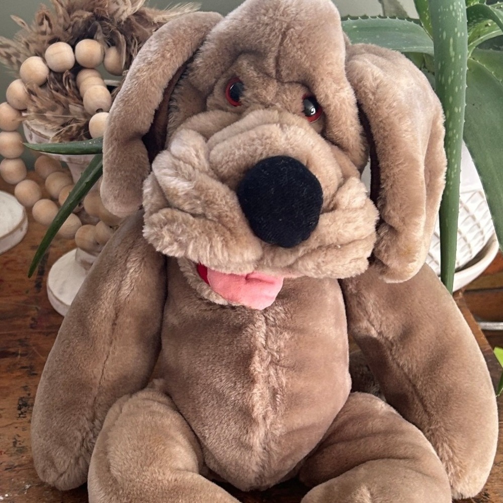 Wrinkles Dog Hand Puppet Plush Vintage Ganz Stuffed Animal 18in Nostalgia 80s - Picture 2 of 8